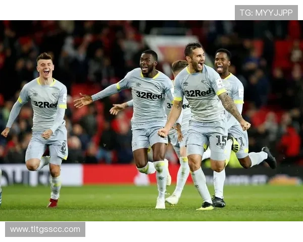 德比郡足球俱乐部迎来新赛季，目标冲击英冠前六名，阵容调整备战激烈竞争