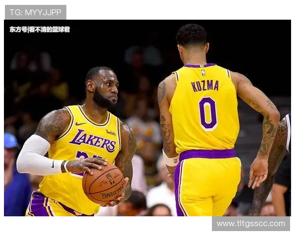 詹姆斯领衔湖人战胜勇士 勇士三巨头状态低迷展现挑战