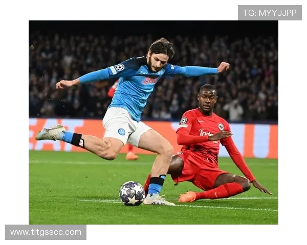 那不勒斯足球俱乐部：辉煌历程与未来展望的完美交织